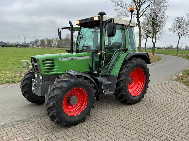 1999 fendt farmer 307c vierwielaangedreven landbouwtractor - afbeelding 48 van  52