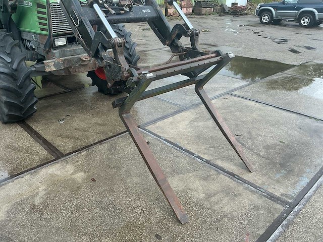 1999 fendt farmer turbomatik vierwielaangedreven landbouwtractor - afbeelding 11 van  32