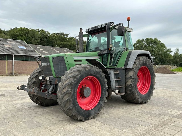 1999 fendt favorit 824 vierwielaangedreven landbouwtractor - afbeelding 1 van  37