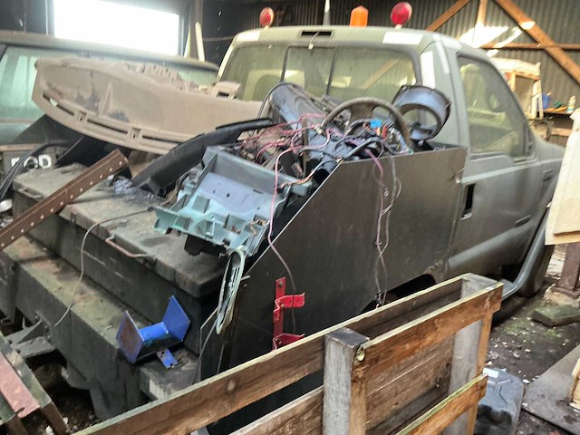 1999 ford f-350 bedrijfswagen - afbeelding 2 van  17