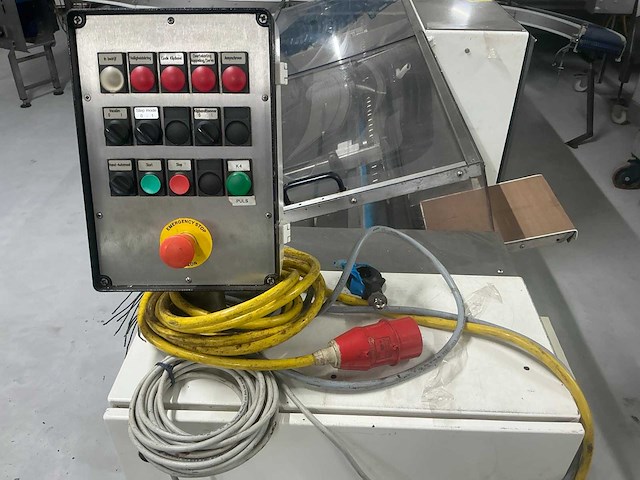 1999 ghd hartmann clip ec 101 k verpakking sluitmachine - afbeelding 18 van  22