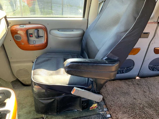 1999 g.m.c. savana personenauto - afbeelding 3 van  38