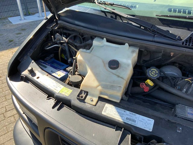 1999 g.m.c. savana personenauto - afbeelding 32 van  38