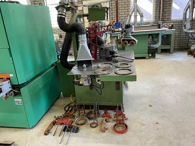 1999 gomad fds tafel- en spilfreesmachine - afbeelding 16 van  21