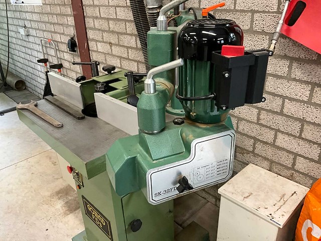 1999 gomad fds tafel- en spilfreesmachine - afbeelding 8 van  10
