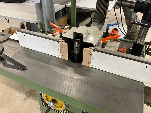 1999 gomad fds tafel- en spilfreesmachine - afbeelding 12 van  16