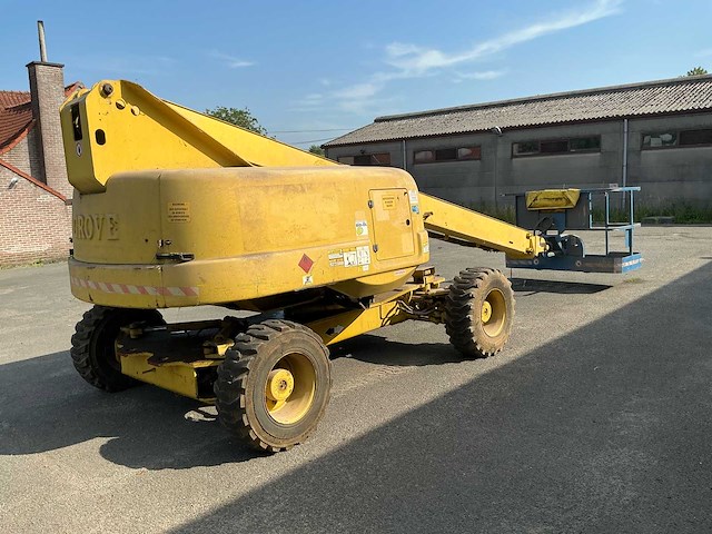 1999 grove gt141da zelfrijdende telescoophoogwerker met werkplatform - afbeelding 36 van  37