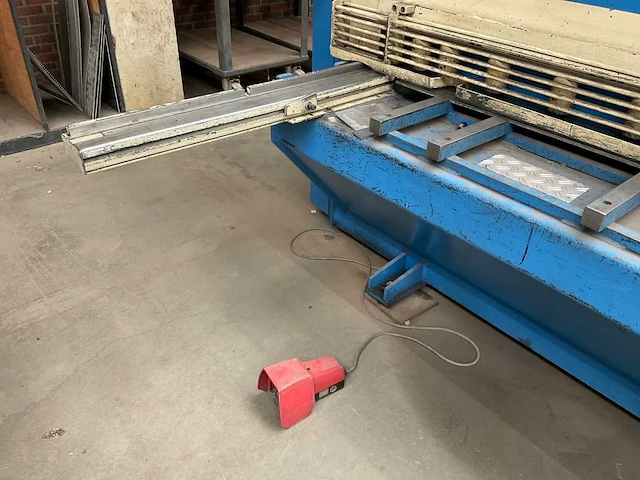 1999 haco tsx 3006 guillotineschaar - afbeelding 11 van  14