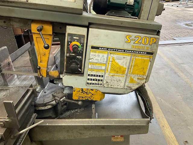 1999 hyd-mech s-20p horizontale bandzaagmachine - afbeelding 11 van  12