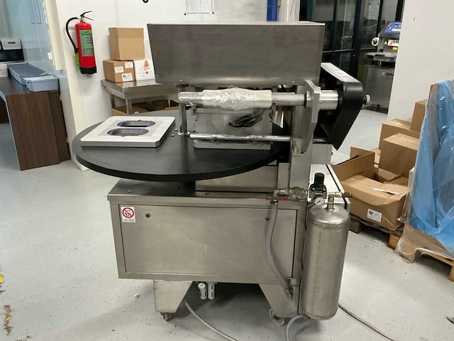 1999 ilpra 500 vigtr cupjes sealmachine / vergasmachine - afbeelding 6 van  11