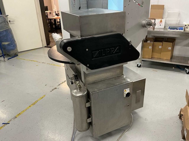 1999 ilpra 500 vigtr cupjes sealmachine / vergasmachine - afbeelding 7 van  11