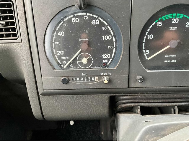 (1999) iveco podiumwagen - afbeelding 6 van  92