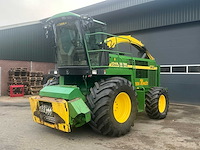 1999 john deere 6750 hakselaar - afbeelding 1 van  43