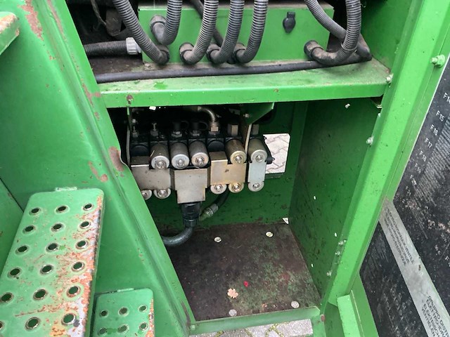 1999 john deere 6750 veldhakselaar - afbeelding 15 van  33