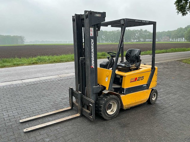 1999 jungheinrich efg 25 vorkheftruck - afbeelding 1 van  7