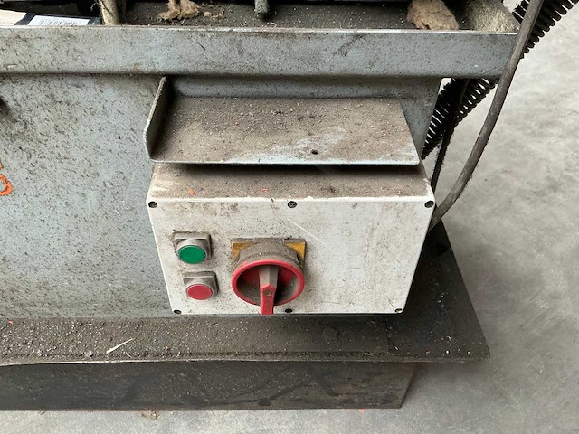1999 kasto hbs 210/240 beugelzaagmachine - afbeelding 4 van  7