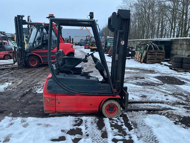 1999 linde e14 vorkheftruck - afbeelding 24 van  27