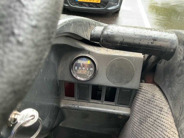 1999 linde r14 reach truck - afbeelding 9 van  10