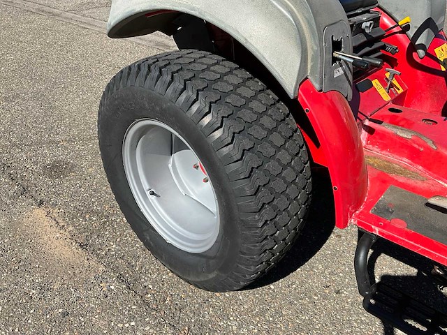 1999 mc cormick gx45h 4wd hydrostatische minitractor - afbeelding 3 van  31