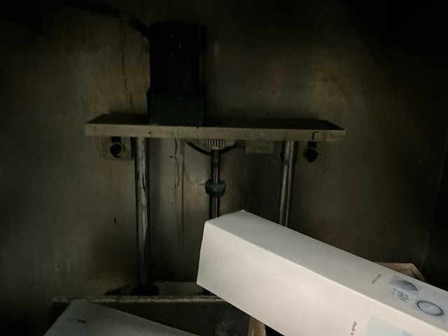 1999 mcp 004 plc vacuümgietmachine - afbeelding 13 van  13