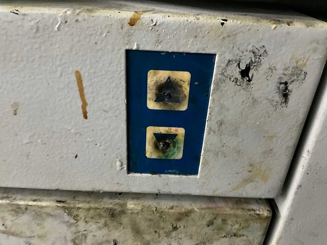 1999 mcp 004 plc vacuümgietmachine - afbeelding 10 van  13