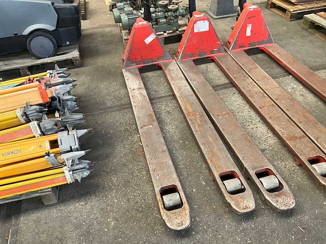 1999 motrac m 30 hand hydraulische palletwagen - afbeelding 1 van  4