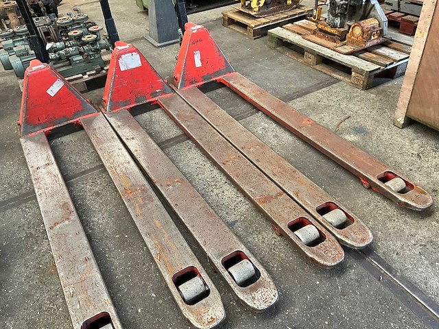 1999 motrac m 30 hand hydraulische palletwagen - afbeelding 1 van  6