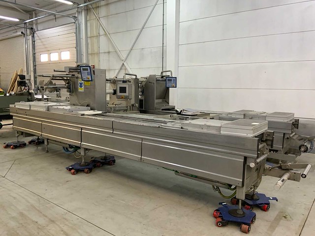 1999 multivac r 530 dieptrekmachine - afbeelding 1 van  5