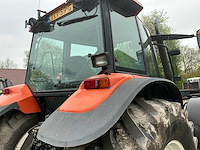 1999 new holland 8160 vierwielaangedreven landbouwtractor - afbeelding 8 van  27