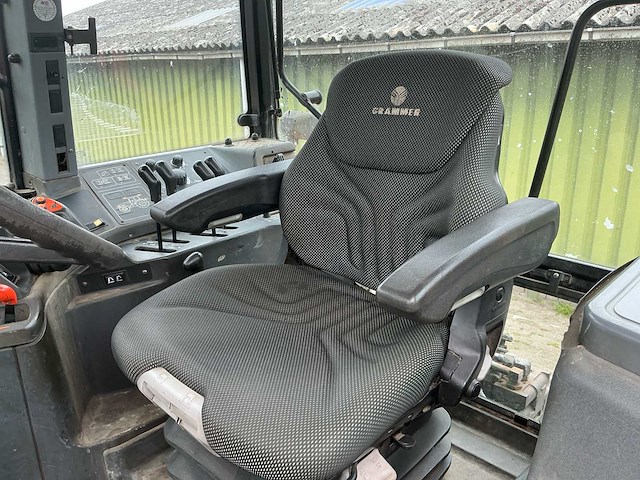 1999 new holland 8160 vierwielaangedreven landbouwtractor - afbeelding 13 van  27