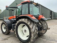 1999 new holland 8160 vierwielaangedreven landbouwtractor - afbeelding 24 van  27