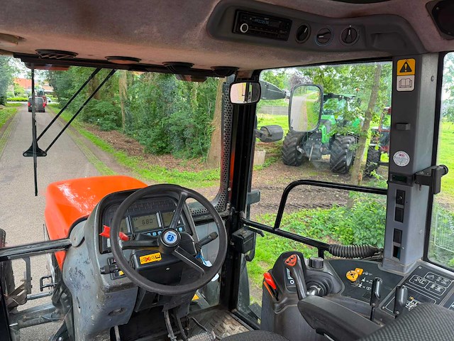 1999 new holland 8160 vierwielaangedreven landbouwtractor - afbeelding 12 van  12