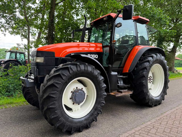 1999 new holland 8160 vierwielaangedreven landbouwtractor - afbeelding 1 van  12