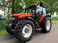 1999 new holland 8160 vierwielaangedreven landbouwtractor - afbeelding 1 van  11