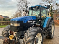 1999 new holland 8260 vierwielaangedreven landbouwtractor - afbeelding 2 van  24