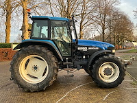 1999 new holland 8260 vierwielaangedreven landbouwtractor - afbeelding 35 van  39