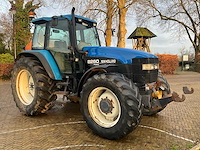 1999 new holland 8260 vierwielaangedreven landbouwtractor - afbeelding 30 van  35