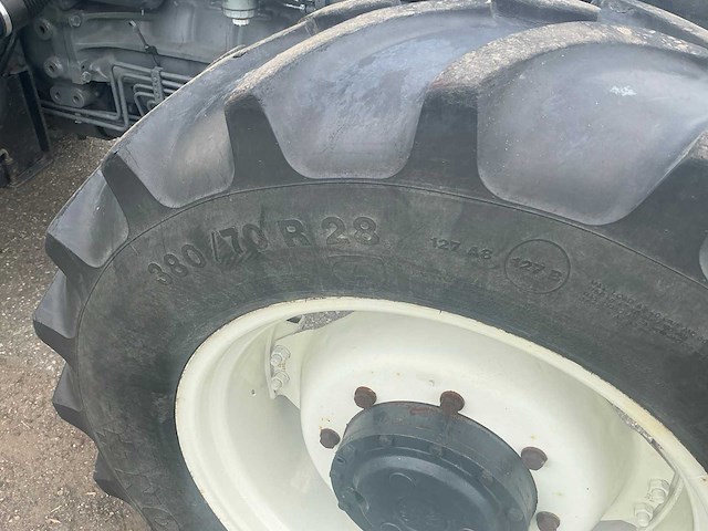 1999 new holland ts115 vierwielaangedreven landbouwtractor - afbeelding 40 van  42