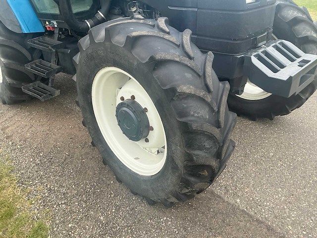 1999 new holland ts115 vierwielaangedreven landbouwtractor - afbeelding 8 van  30