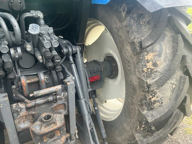 1999 new holland ts115 vierwielaangedreven landbouwtractor - afbeelding 14 van  30