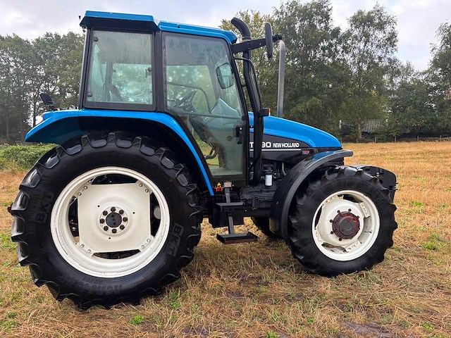 1999 new holland ts90 vierwielaangedreven landbouwtractor - afbeelding 19 van  25