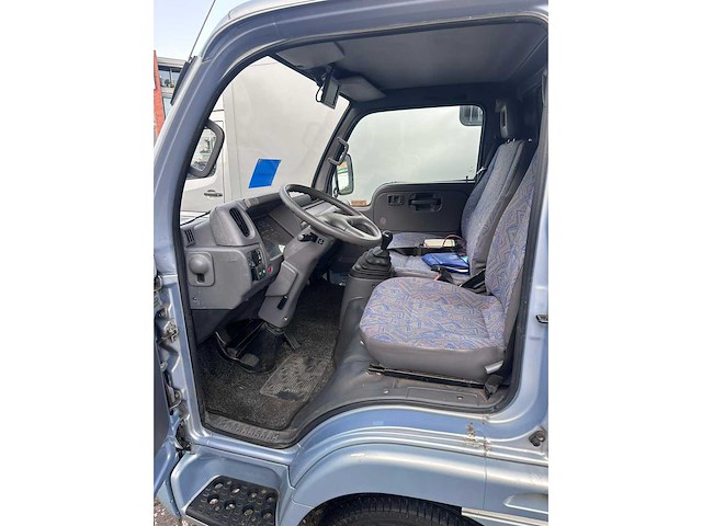 1999 nissan cabstar e paardenwagen personenauto - afbeelding 2 van  10