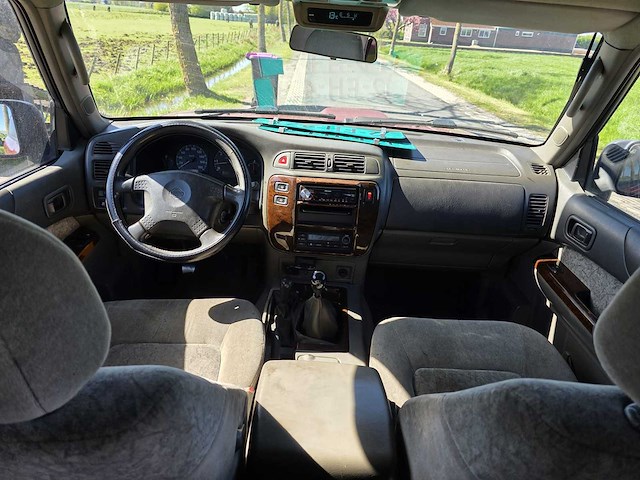 1999 nissan patrol gr 2.8 tdi basis hr bedrijfswagen - afbeelding 32 van  38