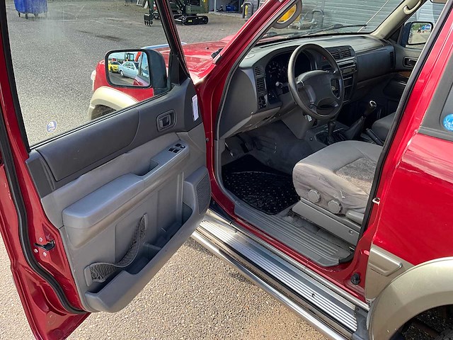 1999 nissan patrol gr 2.8tdi bedrijfswagen 66-vh-lv - afbeelding 11 van  34