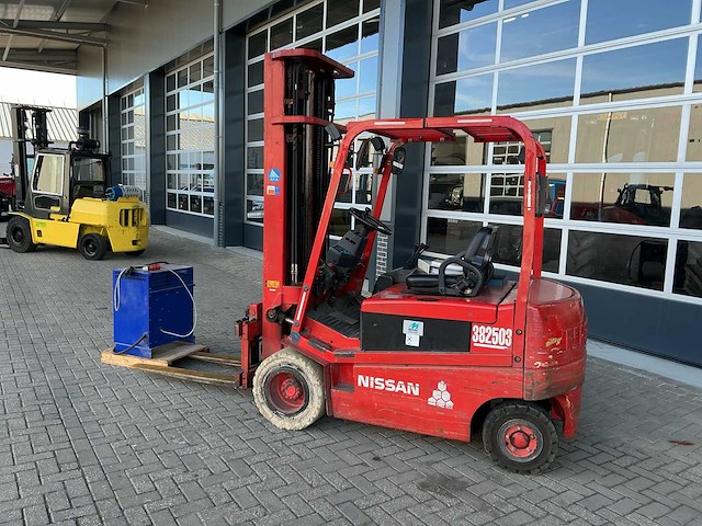 1999 nissan q02l25cu vorkheftruck - afbeelding 14 van  17