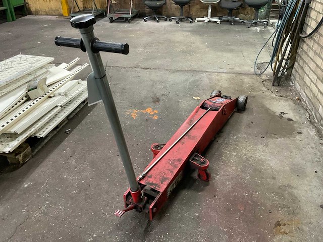 1999 omcn kg 10000 garagekrik - afbeelding 1 van  6