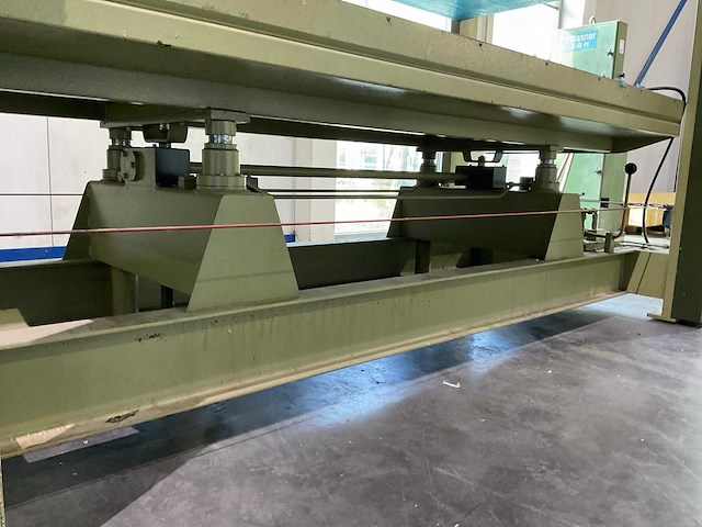 1999 orma s/4 fineerpers 2500x1200mm - afbeelding 4 van  8