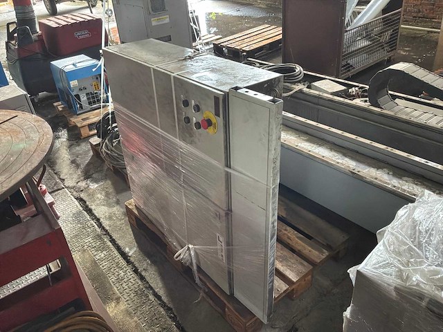 1999 otc lasrobot - afbeelding 14 van  14