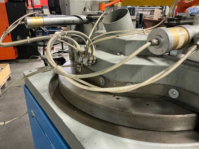 1999 pertici univer 50 cirkelzaagmachine - afbeelding 8 van  23