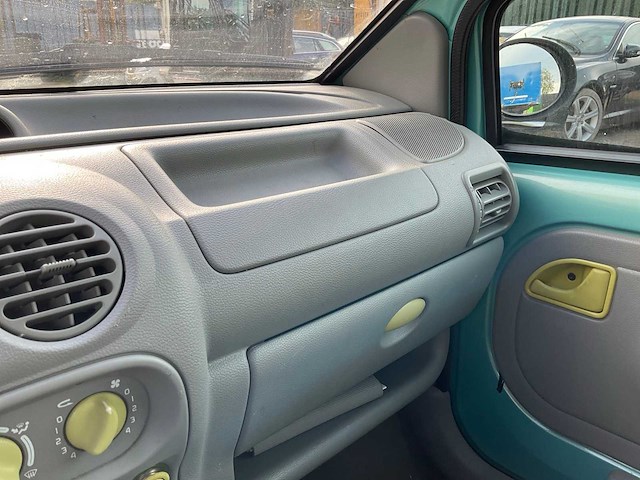 1999 renault twingo personenauto - afbeelding 11 van  24